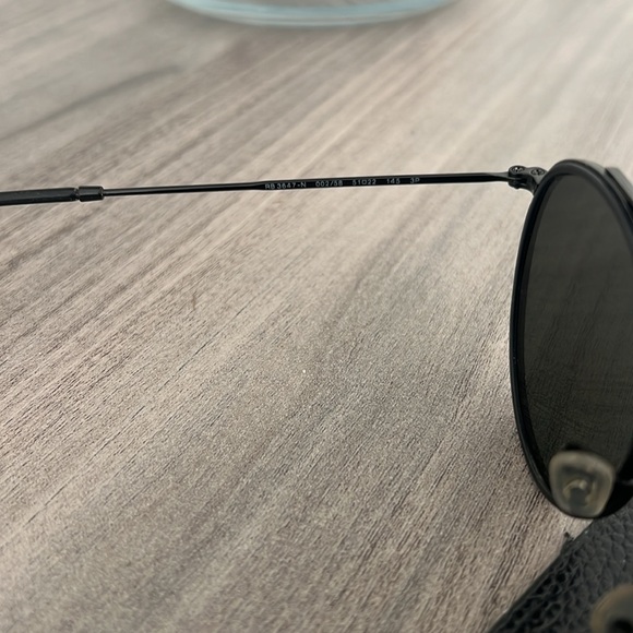 Ray-Ban sunglasses - Picture 4 of 6